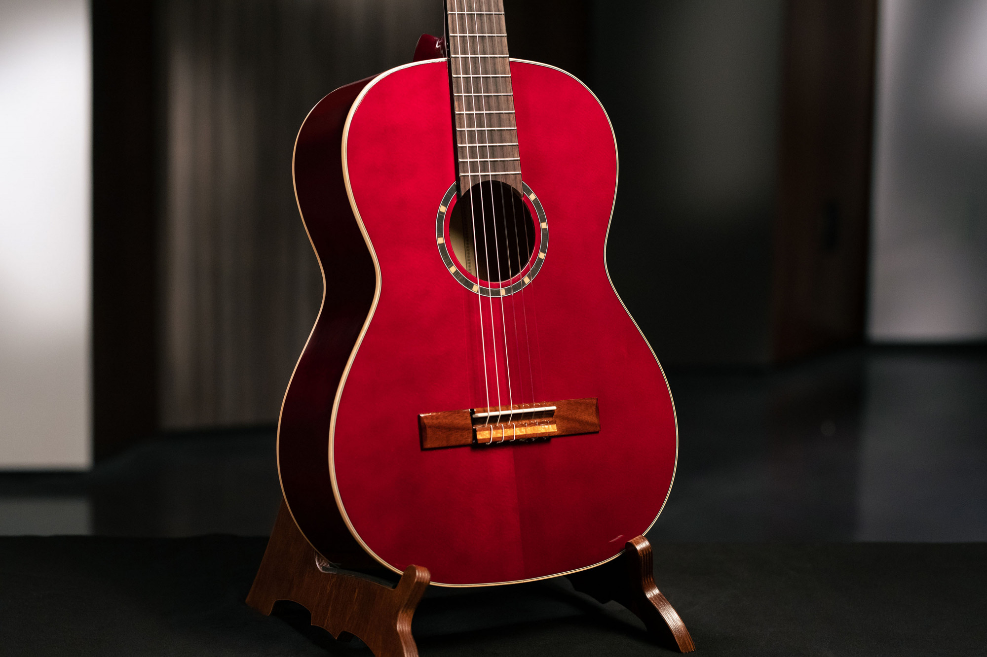 ORTEGA Family Series Classical Guitar 3/4 - wine red + Bag (R121-3